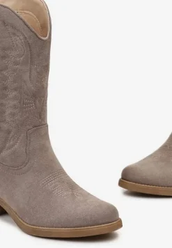 Beżowe Botki Kowbojki na Niskim Słupku z Ozdobnym Haftem Infavia