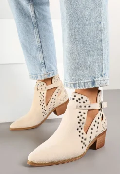 Beżowe Botki Kowbojki na Słupku Ozdobione Nitami i Wycięciem Eleawena