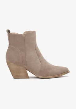 Beżowe Botki Kowbojki na Stożku ze Szpiczastym Noskiem Quintena