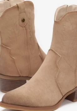 Beżowe Botki Kowbojki z Delikatnym Haftem Pionne