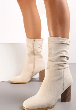 Beżowe Botki na Geometrycznym Słupku Ozdobione Łańcuszkiem Adrema