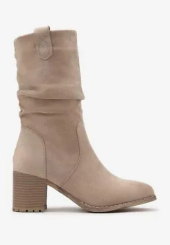 Beżowe Botki na Słupku z Ozdobnymi Marszczeniami na Cholewce Laonetta