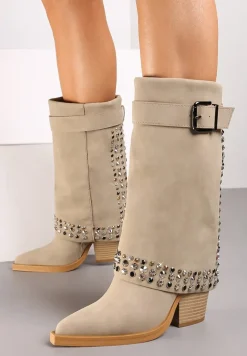 Beżowe Botki z Cholewką Imitującą Nogawkę Ozdobione Ćwiekami i Klamrą Verivelle