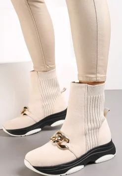 Beżowe Botki z Ekozamszu z Cholewką Typu Skarpetka i Ozdobnym Łańcuchem Debia