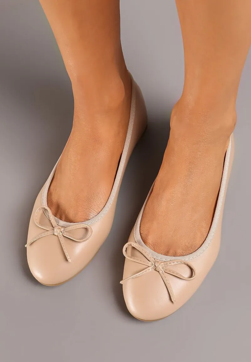Beżowe Casualowe Balerinki na Płaskiej Podeszwie Wykończone Kokardką Rivashani