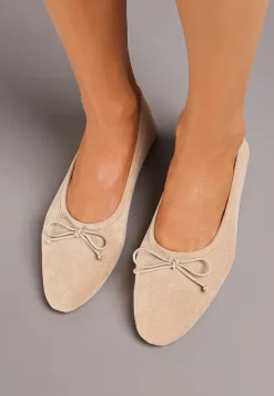 Beżowe Casualowe Balerinki na Płaskiej Podeszwie Ozdobione Kokardą Ozadia