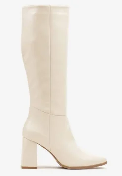 Beżowe Casualowe Kozaki na Słupku Linnariela