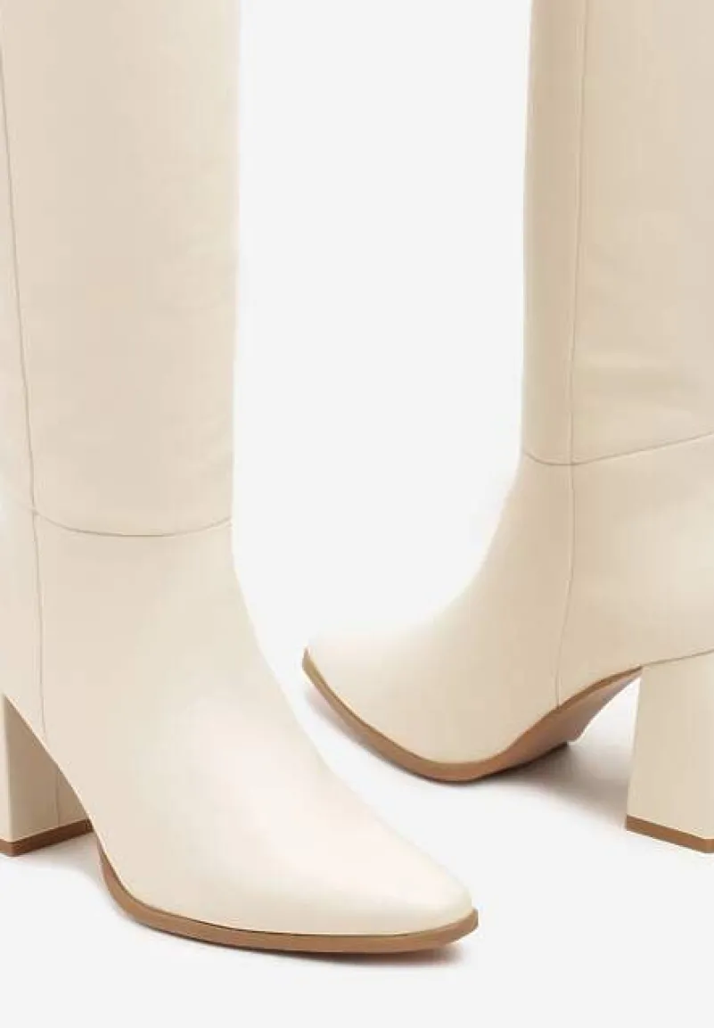 Beżowe Casualowe Kozaki na Słupku Linnariela