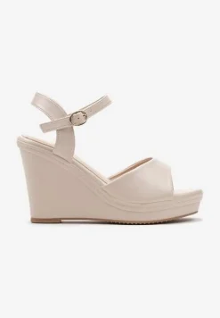Beżowe Casualowe Sandały na Koturnie z Zapięciem na Sprzączkę Cavenna