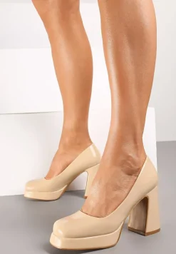 Beżowe Czółenka na Obcasie z Kwadratowym Noskiem i Lakierowanym Połyskiem Viaella