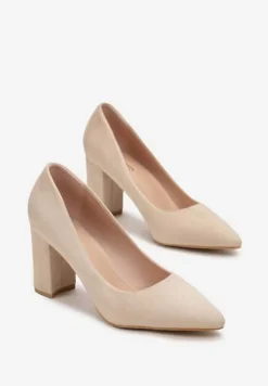 Beżowe Czółenka o Klasycznym Fasonie z Imitacji Zamszu na Słupku Braila
