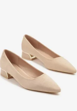 Beżowe Czółenka Vices z Wkładką ze Skóry Naturalnej i Metaliczną Aplikacją Edilania