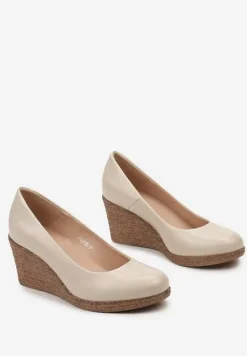 Beżowe Czółenka Vices ze Skórzaną Wkładką na Plecionym Koturnie Serapne
