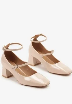 Beżowe Czółenka z Lakierowanej Imitacji Skóry na Słupku z Paskami Zapinane na Sprzączki Uravia