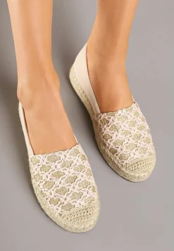 Beżowe Espadryle Ozdobione Plecionką i Geometrycznym Motywem Sdivoria