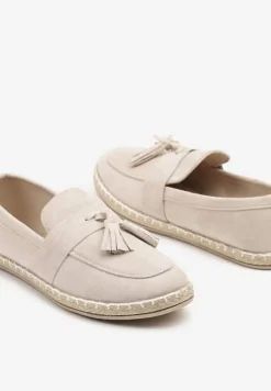 Beżowe Espadryle Ozdobione Frędzlami na Nosku Wanelis