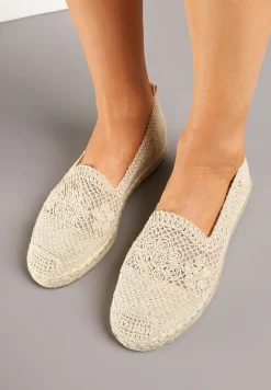 Beżowe Espadryle Vices na Plecionej Podeszwie Zdobione Szydełkowym Tłoczeniem Finselina