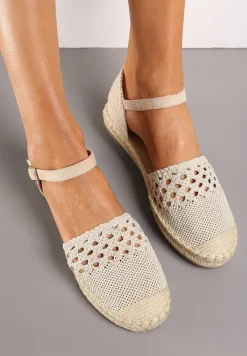 Beżowe Espadryle z Plecionki z Ażurowym Wykończeniem i Sprzączką Assames