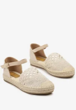 Beżowe Espadryle z Plecionki z Ażurowym Wykończeniem i Sprzączką Assames