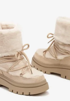 Beżowe Futerkowe Śniegowce Sznurowane z Wywiniętą Cholewką i Tłoczoną Podeszwą Sagizelle