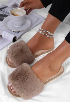 Beżowe Kapcie Iphandras