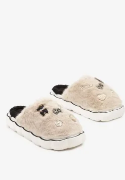 Beżowe Kapcie na Płaskiej Podeszwie z Metalicznymi Ozdobami Emmilaine