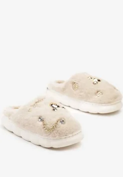 Beżowe Kapcie na Płaskiej Podeszwie z Futerkiem Ozdobione Łańcuszkiem i Cyrkoniami Reanivia