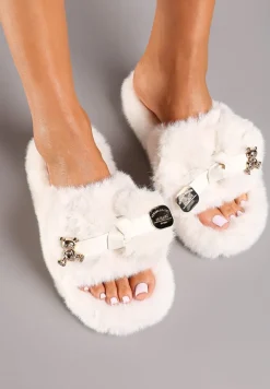 Beżowe Kapcie z Futerkiem Ozdobione Kokardką i Metalowymi Detalami Marilie