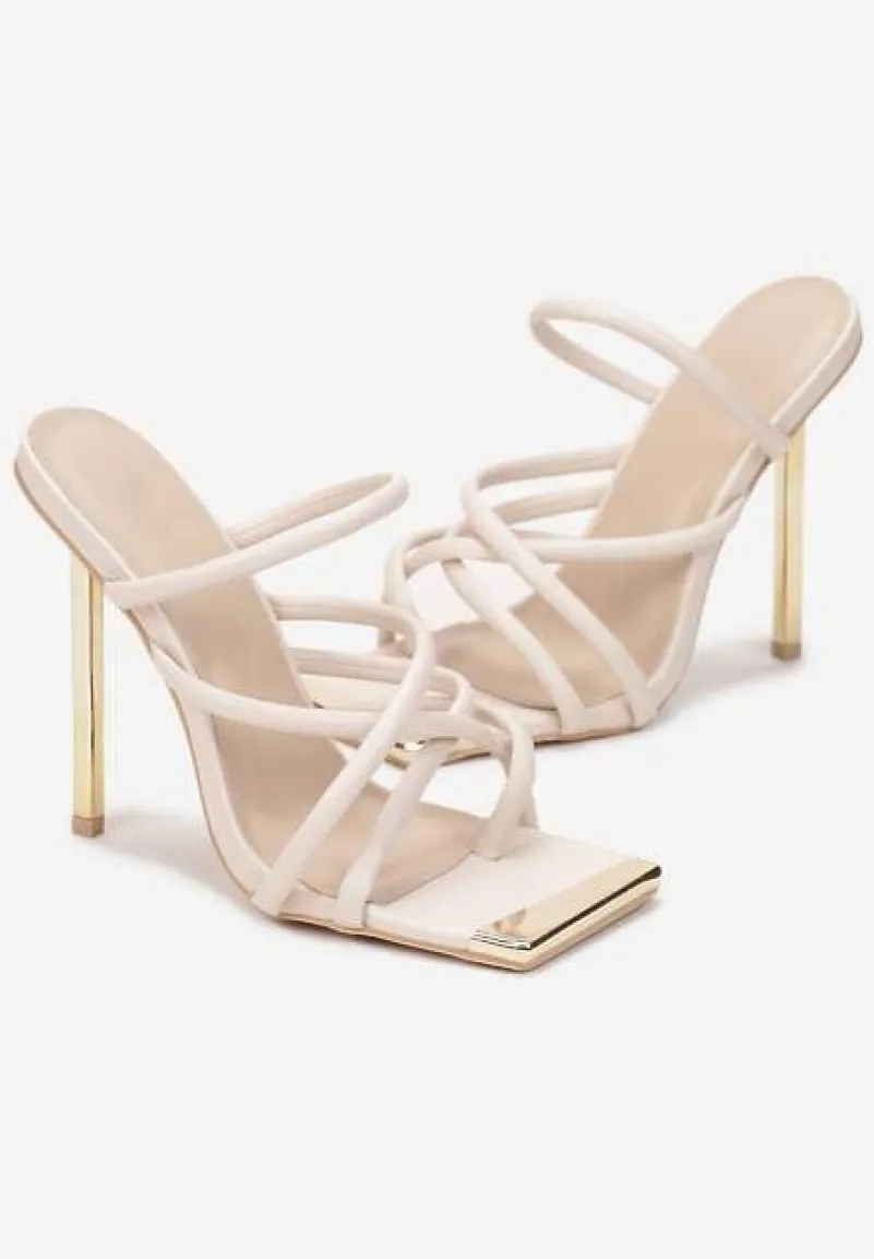 Beżowe Klapki Klymoreia