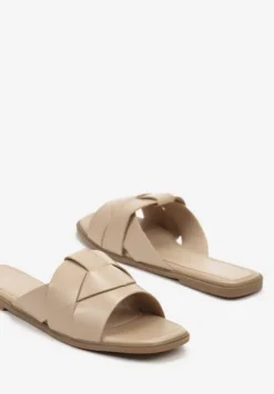 Beżowe Klapki na Płaskiej Podeszwie z Ozdobnymi Paskami i Kwadratowym Noskiem Lunivia