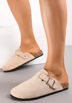 Beżowe Klapki na Płaskiej Podeszwie z Korka z Klamerką i Okrągłym Noskiem Shamsa