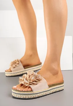 Beżowe Klapki na Platformie z Plecionką i Kwiatową Aplikacją 3D Redurise
