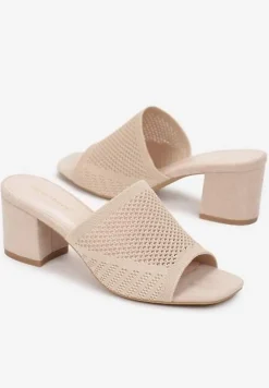Beżowe Klapki na Słupkowym Obcasie z Przezroczystym Paskiem Makensley