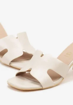 Beżowe Klapki Vices na Słupkowym Obcasie z Wkładką ze Skóry Naturalnej Foleria