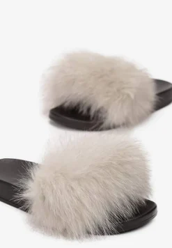 Beżowe Klapki z Futrem Turtlefeather