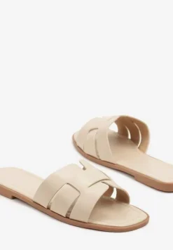Beżowe Klapki z Geometryczną Cholewką Pollevela