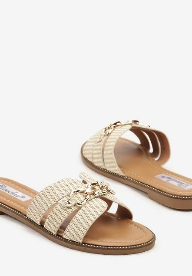 Beżowe Klapki z Ozdobnym Łańcuszkiem i Wycięciami Sepielle