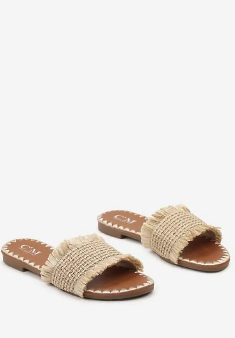 Beżowe Klapki z Plecionym Paskiem z Krótkimi Frędzlami Libbiana