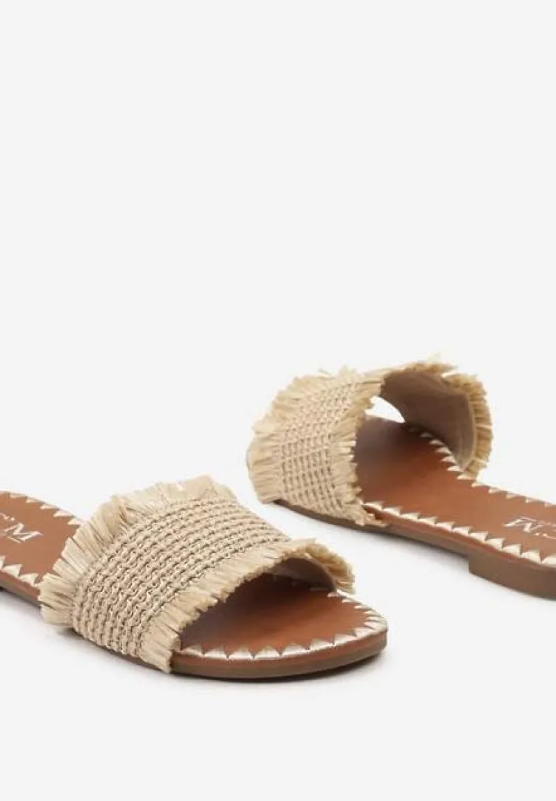 Beżowe Klapki z Plecionym Paskiem z Krótkimi Frędzlami Libbiana