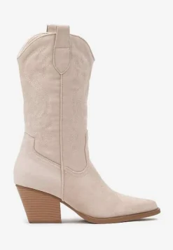 Beżowe Kozaki Kowbojki na Słupku z Ozdobnym Tłoczeniem na Cholewce Miandriae