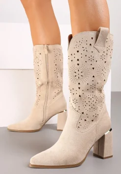 Beżowe Kozaki Kowbojki na Słupku z Ażurowym Zdobieniem Navstha