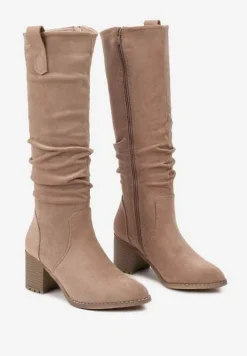 Beżowe Kozaki na Obcasie z Imitacji Zamszu Ozdobione Patkami Tulila