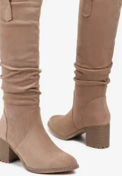 Beżowe Kozaki na Obcasie z Imitacji Zamszu Ozdobione Patkami Tulila