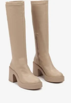 Beżowe Kozaki na Platformie i Słupku z Dopasowaną Cholewką Astila