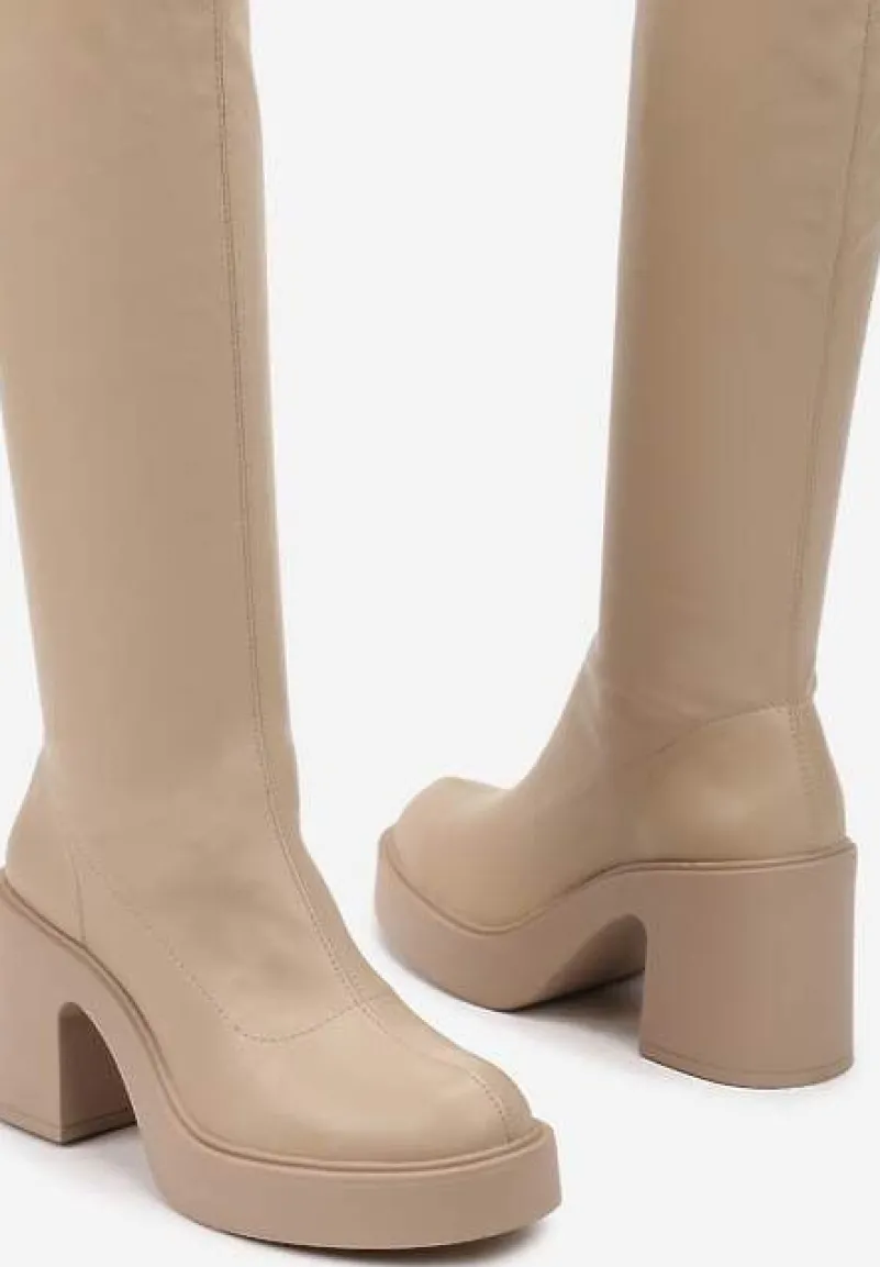 Beżowe Kozaki na Platformie i Słupku z Dopasowaną Cholewką Astila