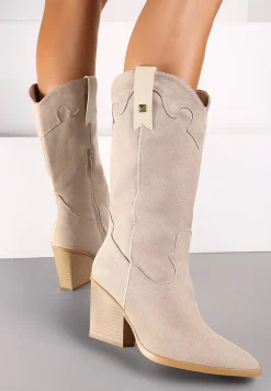 Beżowe Kozaki na Słupku w Stylu Kowbojek Ozdobione Paskiem i Przeszyciami Nerivissa