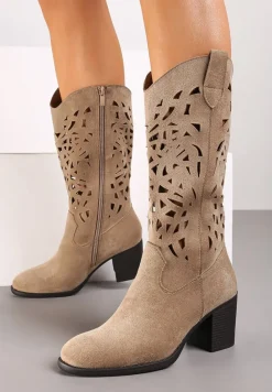 Beżowe Kozaki na Słupku ze Skórzaną Wkładką i Ażurowym Wzorem Arresia