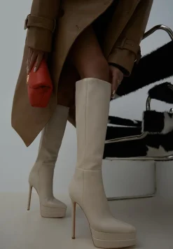 Beżowe Kozaki przed Kolano na Platformie i Szpilce Hezoppe