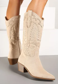 Beżowe Kozaki Typu Kowbojki na Niskim Obcasie z Cholewką Zdobioną Nitami Niawenna