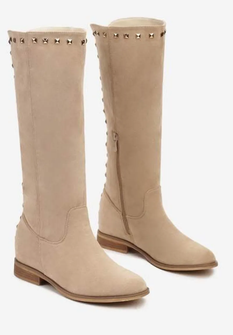 Beżowe Kozaki z Imitacji Zamszu z Okrągłymi Noskami i Ćwiekami Matrir